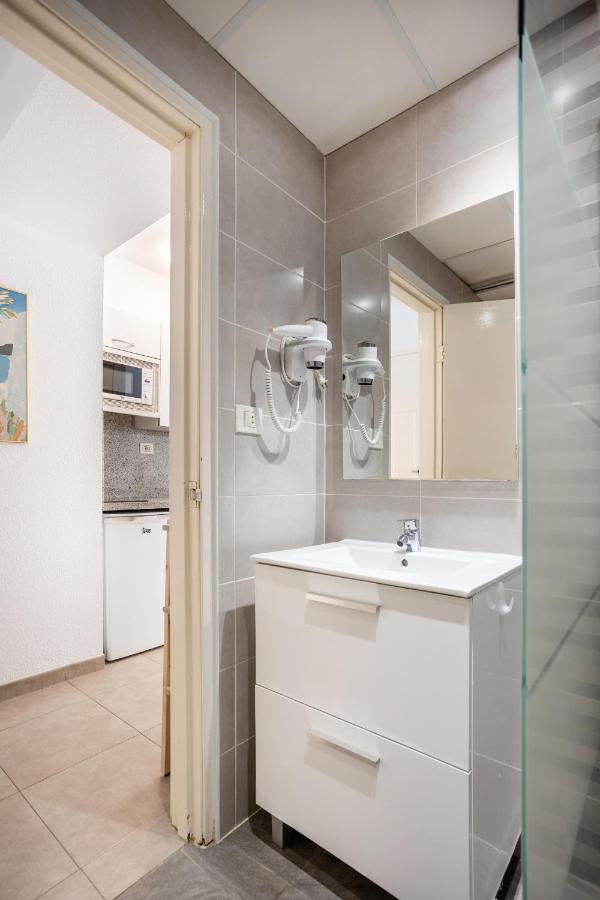 Castle Harbour Samuel'S Studio Flat By Lovetenerife Лос Кристианос Экстерьер фото
